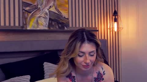 Sophia Lace online show from 8, 5, 2026