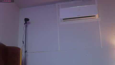 Snapshot of sophialaxx chatting on 17, 6, 2026 Sophia online show from 17, 6, 2026