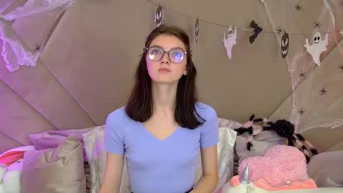 Snapshot of sophiaprove chatting on 24, 10, 2025 SophiaProve online show from 24, 10, 2025