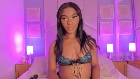 SophiaSmiths online show from 30, 1, 2025