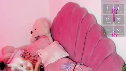 Clara sophia online show from 6, 12, 2024