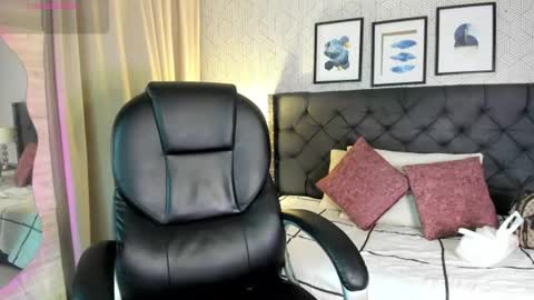 Snapshot of sophie__blare chatting on 17, 6, 2026 sophie__blare online show from 17, 6, 2026