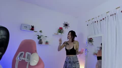 sophie doll online show from 10, 12, 2024