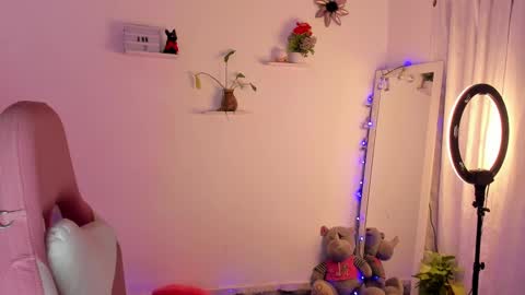 sophie doll online show from 8, 1, 2025