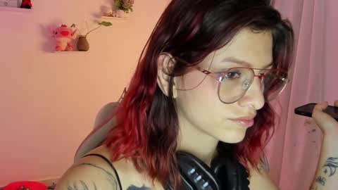 sophie doll online show from 28, 1, 2025