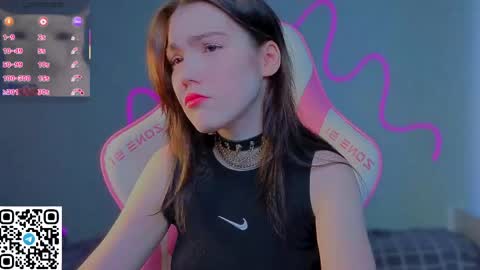 sophie_nomenal_ online show from 21, 4, 2026