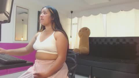 Snapshot of sophie_reed_ chatting on 16, 12, 2025 sophie_reed_ online show from 16, 12, 2025