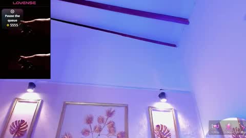 Sophie Sweet online show from 5, 2, 2026