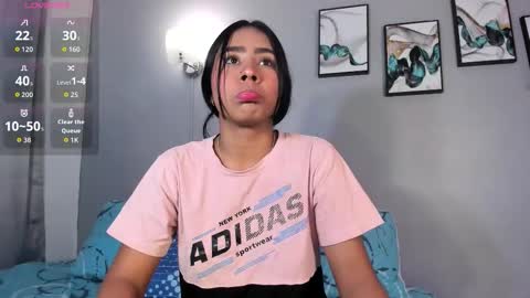 sophie_w1 online show from 8, 1, 2026