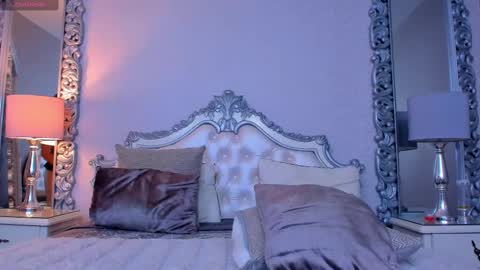 Snapshot of sophiebellucci chatting on 10, 2, 2025 sophiebellucci online show from 10, 2, 2025