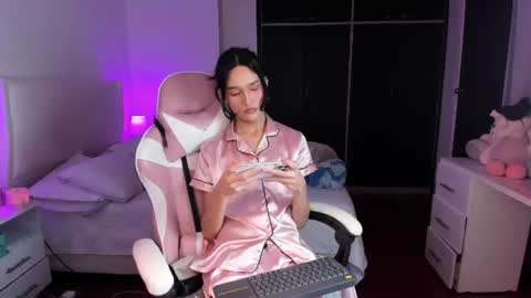    online show from 2, 7, 2026