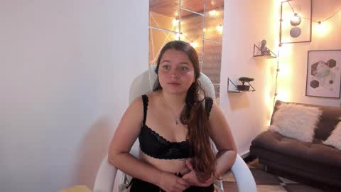 Sophie  online show from 21, 10, 2025