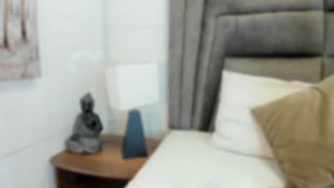 Sophie  online show from 28, 2, 2025