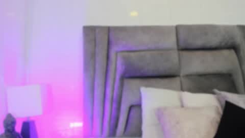 Sophie  online show from 27, 11, 2025