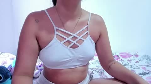 Sophie Woods  online show from 1, 2, 2025