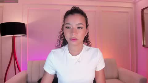 Sophie Houston online show from 12, 9, 2025