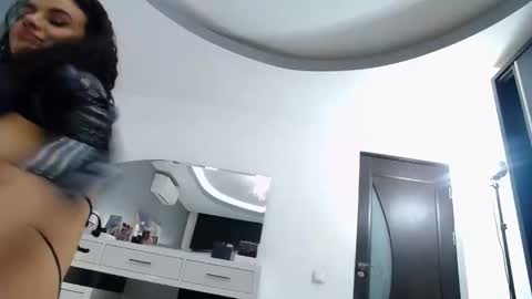 Sophie online show from 15, 2, 2025