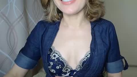 Sophiemisss online show from 9, 10, 2025