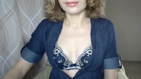 Sophiemisss online show from 27, 10, 2025