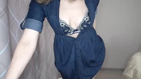 Sophiemisss online show from 3, 3, 2026