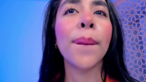 sophierooy online show from 28, 1, 2025