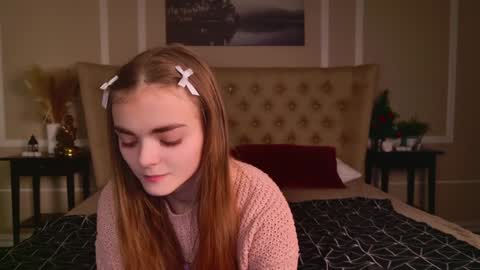 Sophie and my bestie Mandy    online show from 15, 12, 2024