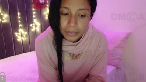 Snapshot of sophiia_dreams chatting on 14, 12, 2024 Sophia this is not my real name online show from 14, 12, 2024