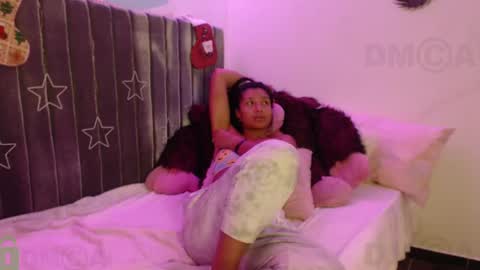 Snapshot of sophiia_dreams chatting on 24, 12, 2024 Sophia this is not my real name online show from 24, 12, 2024