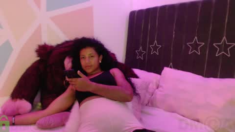 Snapshot of sophiia_dreams chatting on 21, 1, 2025 Sophia this is not my real name online show from 21, 1, 2025