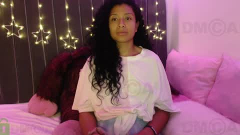 Snapshot of sophiia_dreams chatting on 21, 2, 2025 Sophia this is not my real name online show from 21, 2, 2025