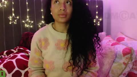 Snapshot of sophiia_dreams chatting on 8, 3, 2025 Sophia this is not my real name online show from 8, 3, 2025