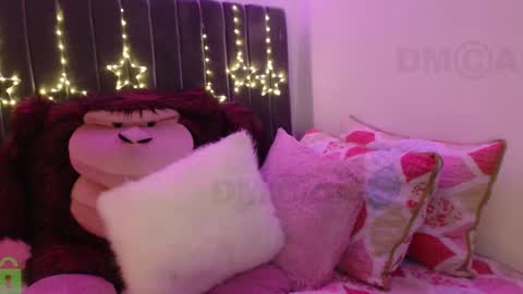 Snapshot of sophiia_dreams chatting on 11, 3, 2025 Sophia this is not my real name online show from 11, 3, 2025