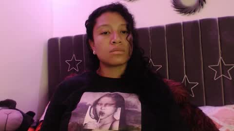 Snapshot of sophiia_dreams chatting on 25, 9, 2025 Sophia this is not my real name online show from 25, 9, 2025
