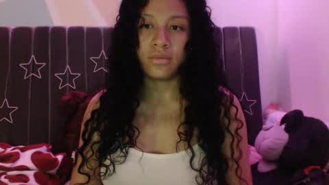 Snapshot of sophiia_dreams chatting on 25, 10, 2025 Sophia this is not my real name online show from 25, 10, 2025