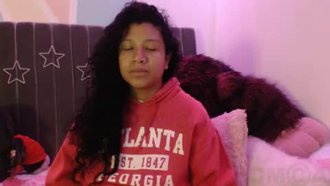 Snapshot of sophiia_dreams chatting on 7, 11, 2025 Sophia this is not my real name online show from 7, 11, 2025