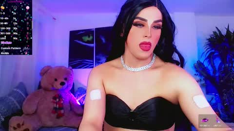 Sophie Sweet online show from 11, 9, 2025