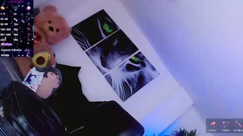 Sophie Sweet online show from 15, 9, 2025