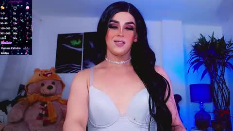 Sophie Sweet online show from 28, 9, 2025