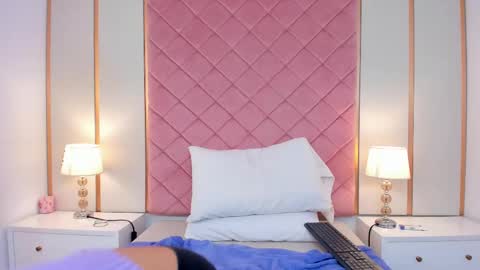 Sophie online show from 21, 2, 2025