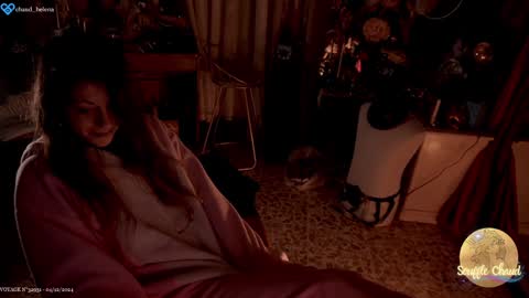 Snapshot of souffle_chaud chatting on 4, 12, 2024 . . online show from 4, 12, 2024