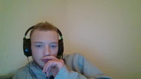 soumi854640 online show from 19, 2, 2025