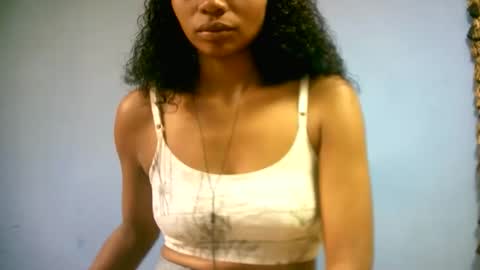 sourayaa online show from 4, 4, 2026