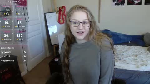 Snapshot of southerbunny chatting on 11, 12, 2024 Bunnydathug online show from 11, 12, 2024