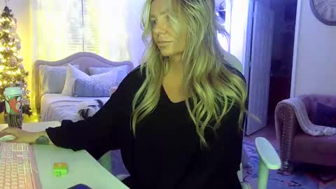 Snapshot of southernbarbii chatting on 2, 12, 2024 Your Barbii online show from 2, 12, 2024