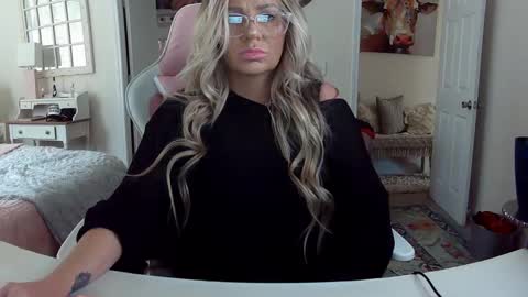 Snapshot of southernbarbii chatting on 11, 2, 2025 Your Barbii online show from 11, 2, 2025