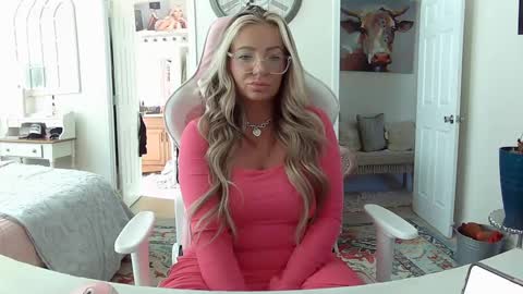 Snapshot of southernbarbii chatting on 13, 2, 2025 Your Barbii online show from 13, 2, 2025