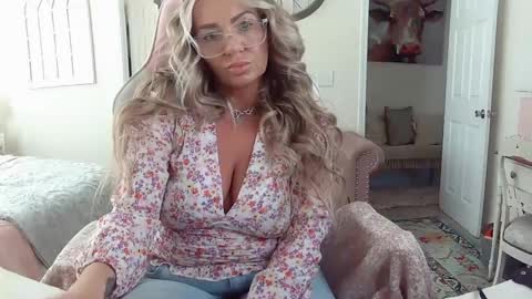 Snapshot of southernbarbii chatting on 20, 2, 2025 Your Barbii online show from 20, 2, 2025