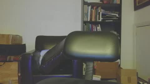 Snapshot of southernblueyes chatting on 20, 4, 2026 Southernblueyes online show from 20, 4, 2026