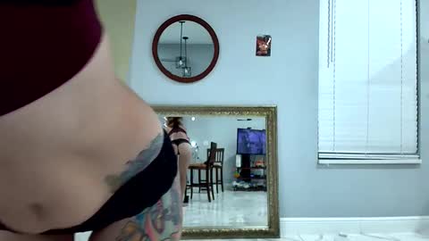 Snapshot of southernmilfmel chatting on 24, 5, 2026 Southern MILF online show from 24, 5, 2026