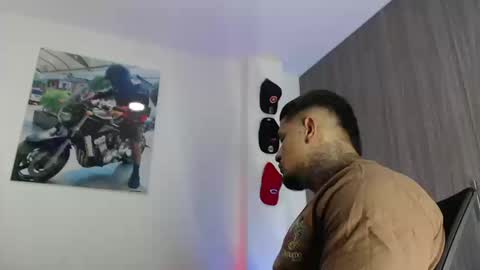 Snapshot of soy_apolo chatting on 20, 9, 2025 soy_apolo online show from 20, 9, 2025